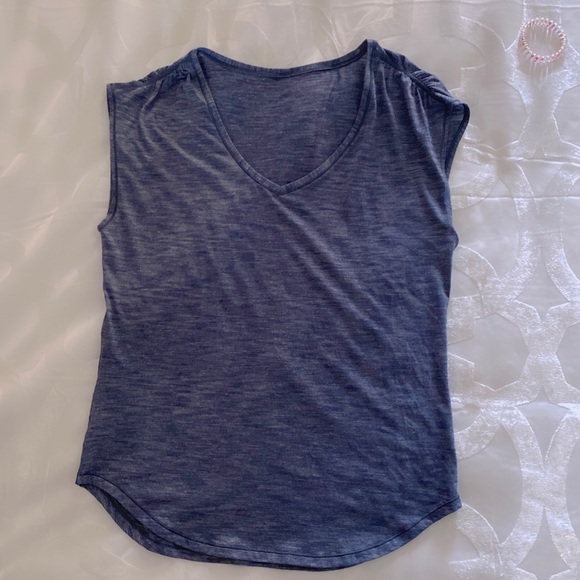 lululemon athletica Tops - Lululemon V-neck tee